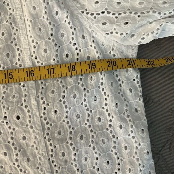 Cotton Eyelet 3/4 sleeve Jacket - Picture 10 of 12